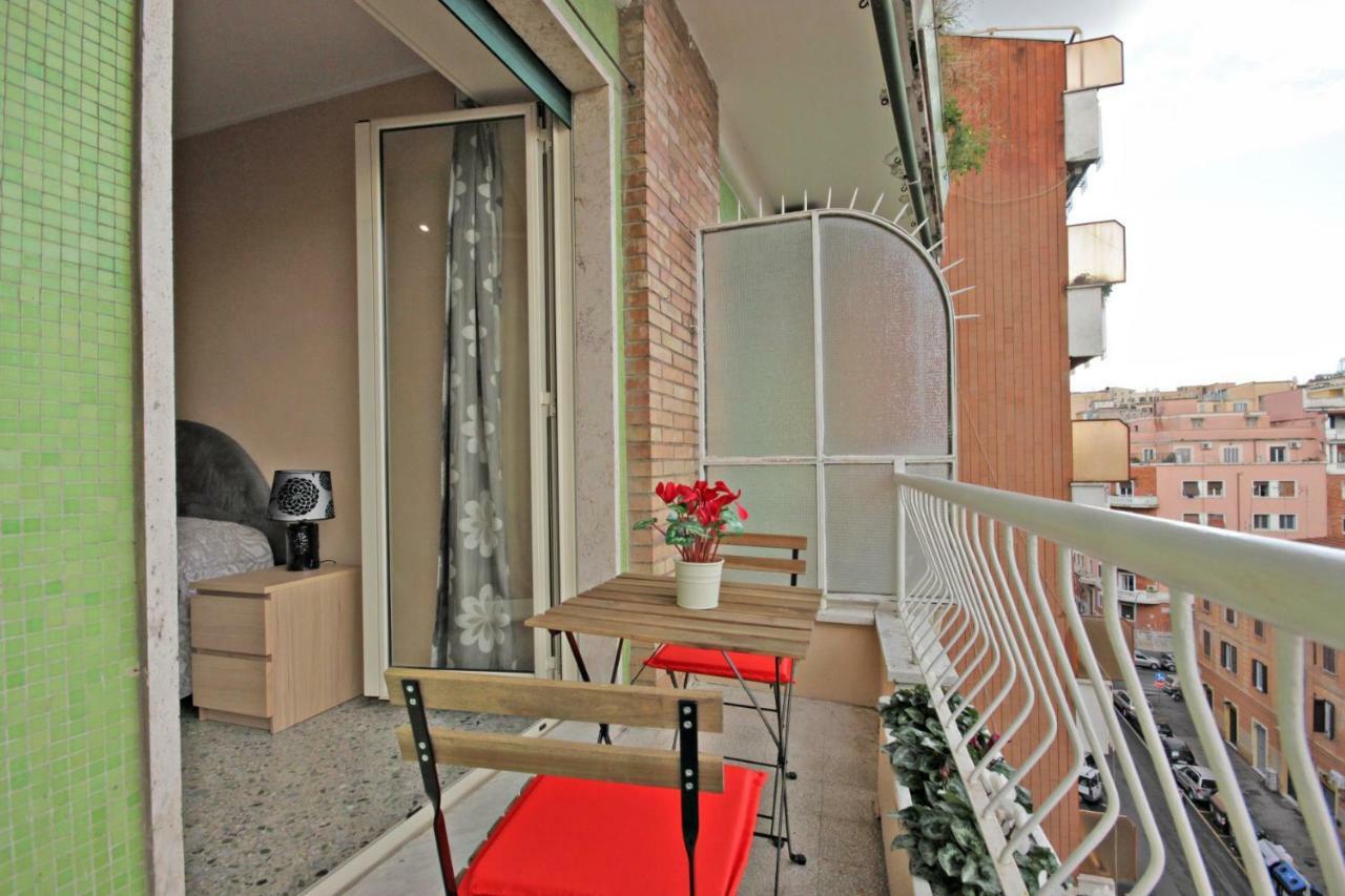 B&B Clelia Рим Екстериор снимка